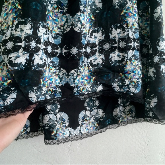 Dress Silky w/ Sequin Top diamonds print - Picture 8 of 8